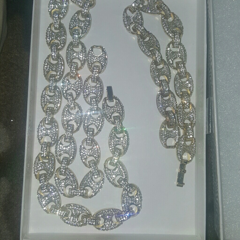 sold - Picture 3 of 3